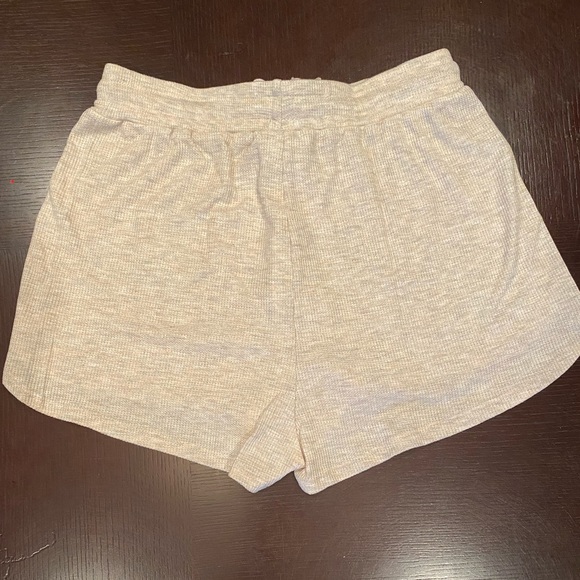 Kaylee Drawstring Shorts - Picture 7 of 7